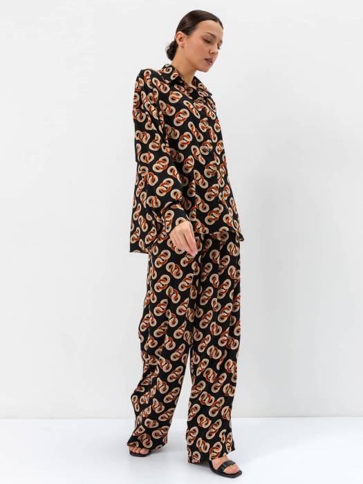 Костюм черный с принтом Ивонн рубашка оверсайз и брюки